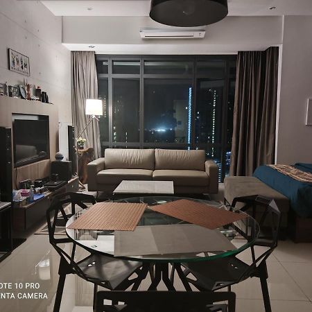 Kumkum Homestay Studio Нусаджайя Экстерьер фото